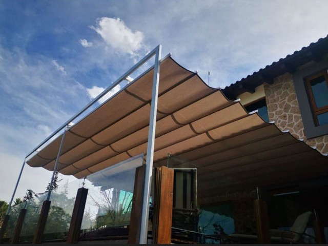 toldo retractil 1