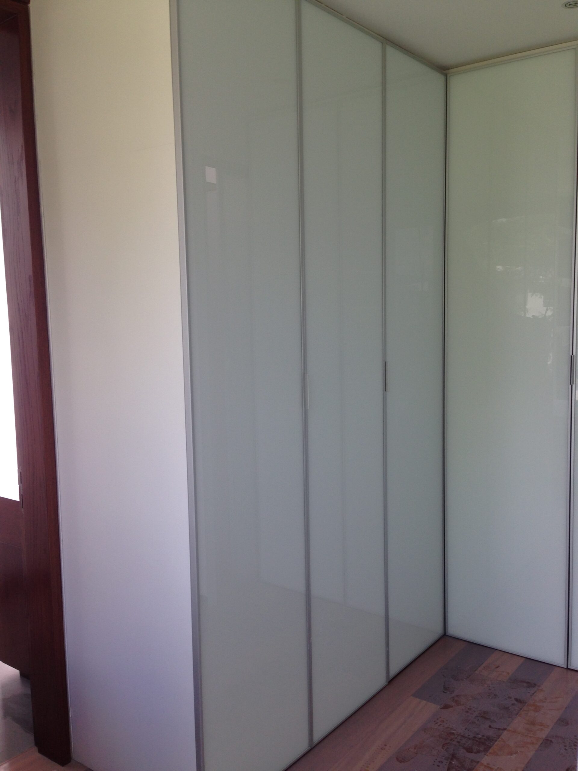 puerta de vidrio serigrafiaco